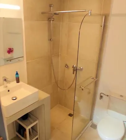 Bougainvillea Typical Town House - Private Rooftop Сasa de vacaciones *